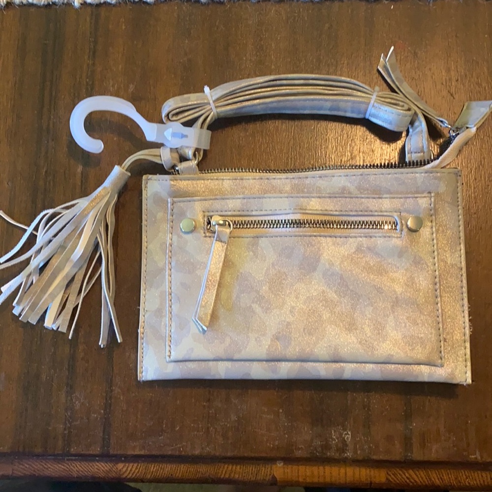 Camo Print Crossbody Pursue